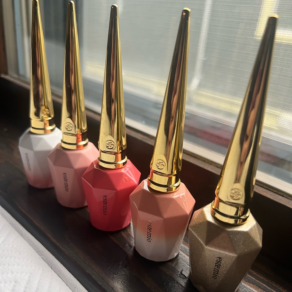Estemio Korean gel polish